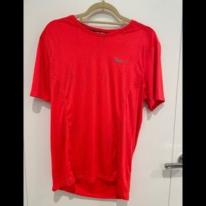 Nike Dri-Fit Men’s Running Shirt Size Medium